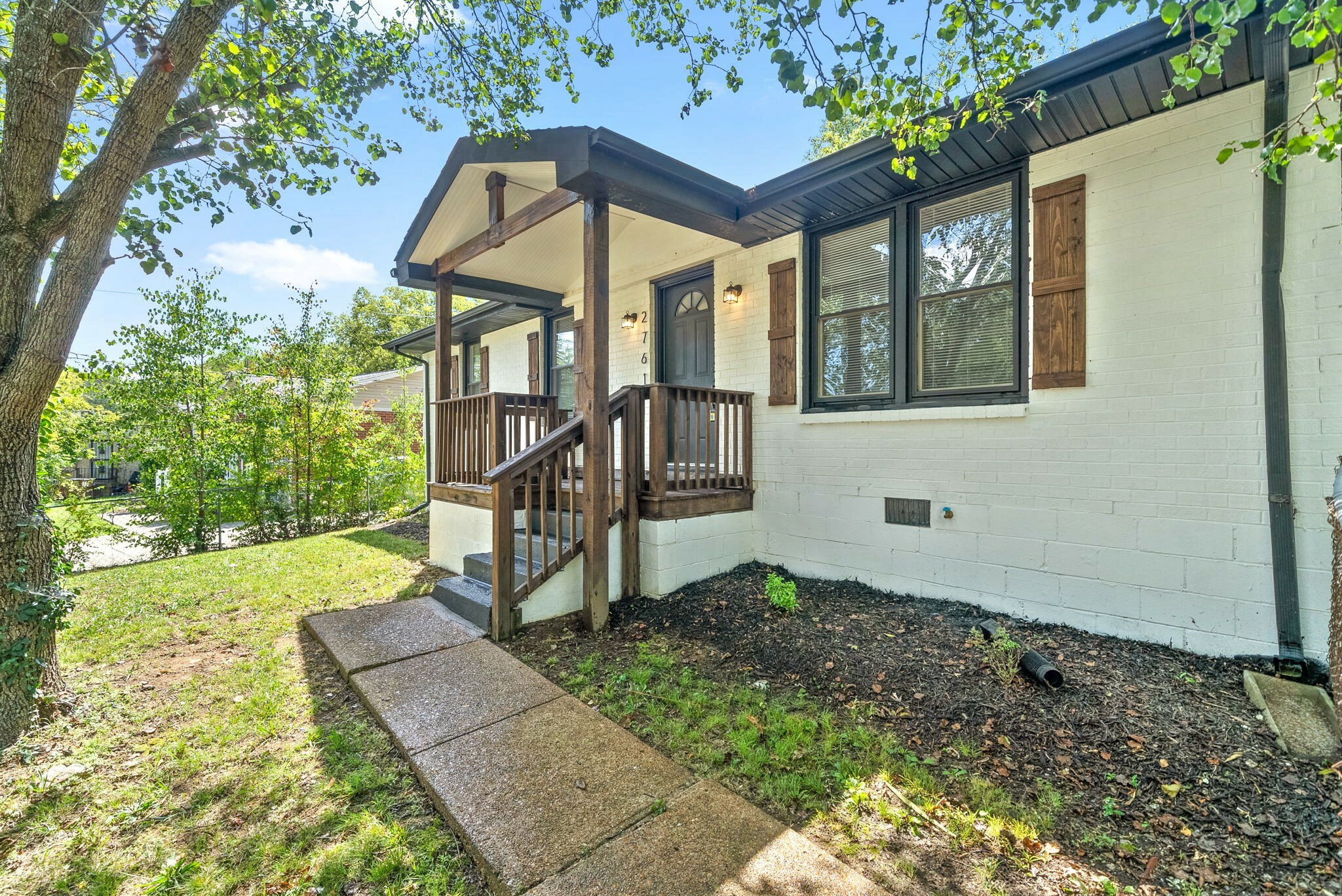 Property Photo:  2761 Old Matthews Rd  TN 37207 