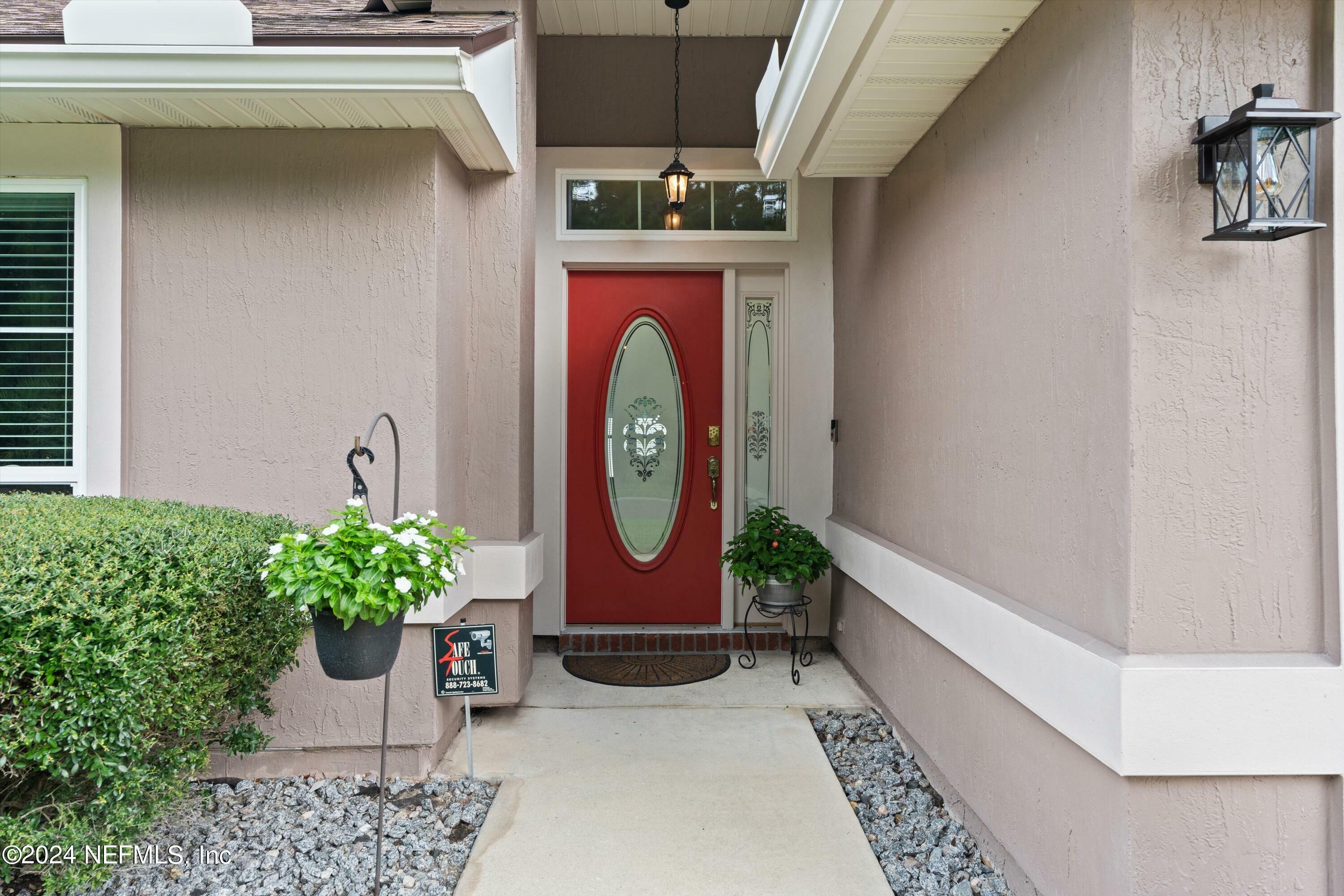 Property Photo:  2413 Misty Water Drive E  FL 32246 