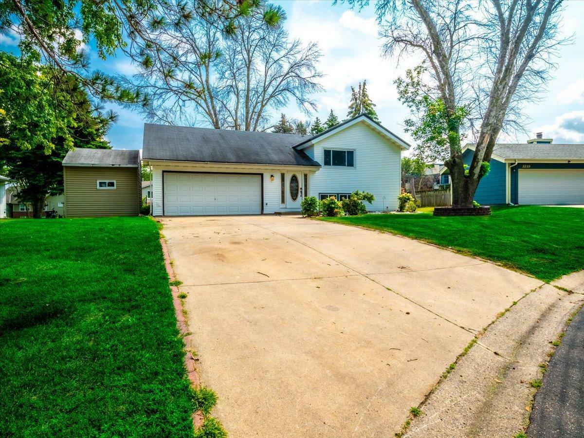 Property Photo:  3206 Marice Court  MN 55121 