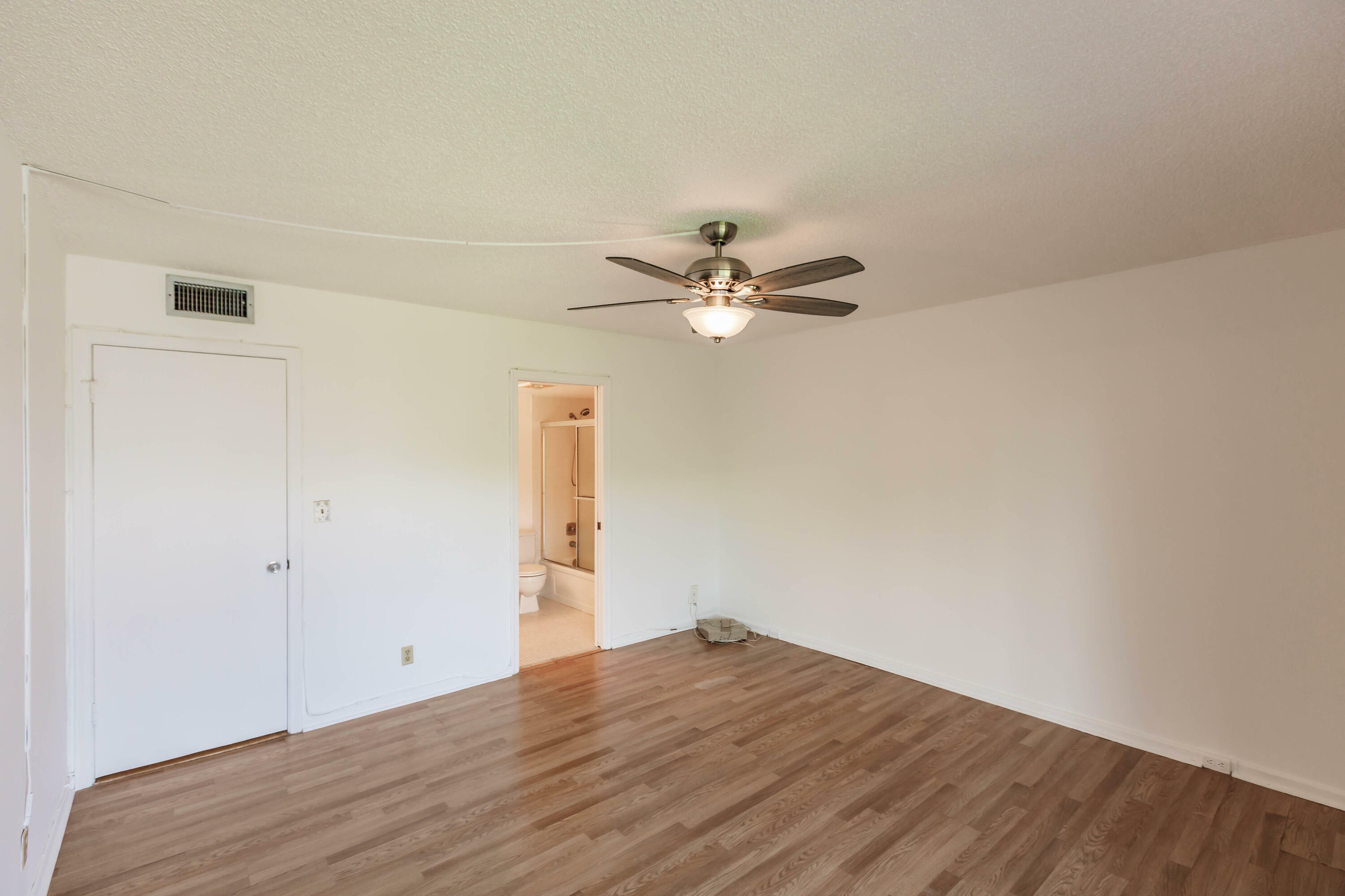 Property Photo:  2505 Antigua Terrace E3  FL 33066 