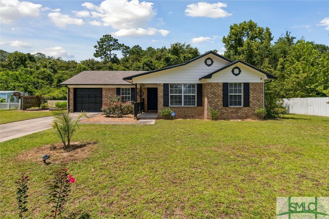 Property Photo:  511 Sabreena Circle  GA 31313 