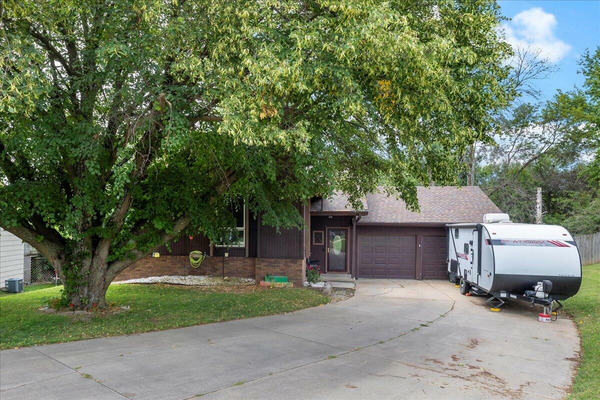 Property Photo:  1216 Timber Lane  IA 51534 