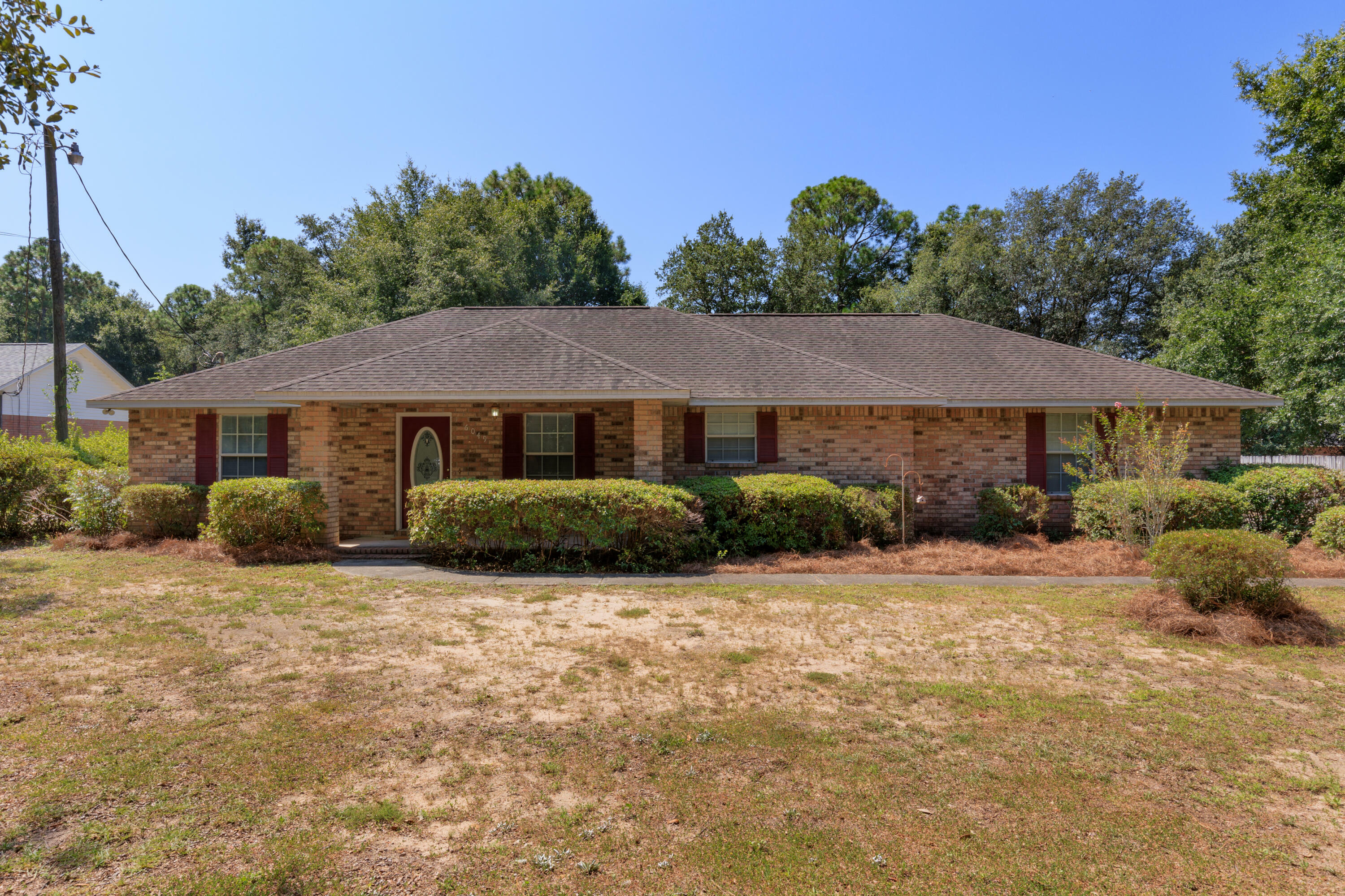 Property Photo: 6049 Mayberry Lane FL 32570