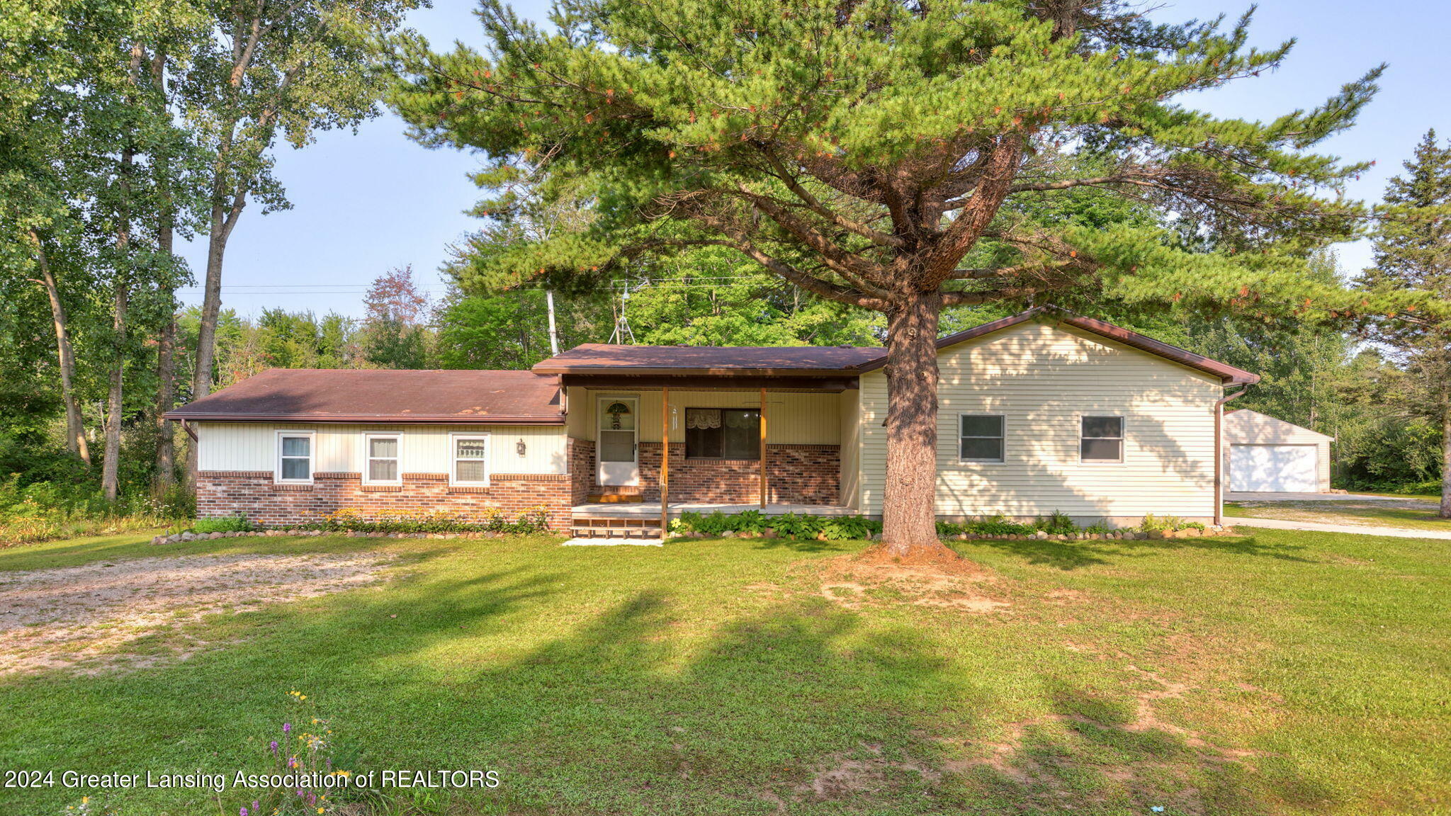 4790 S Wise Road  Shepherd MI 48883 photo