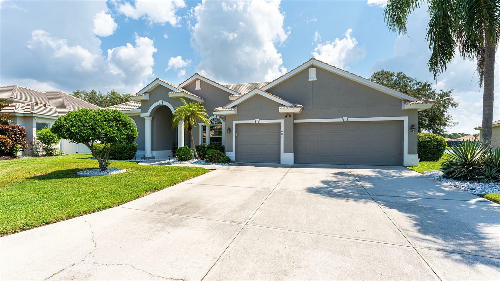 Property Photo:  1085 Mallard Marsh Drive  FL 34229 