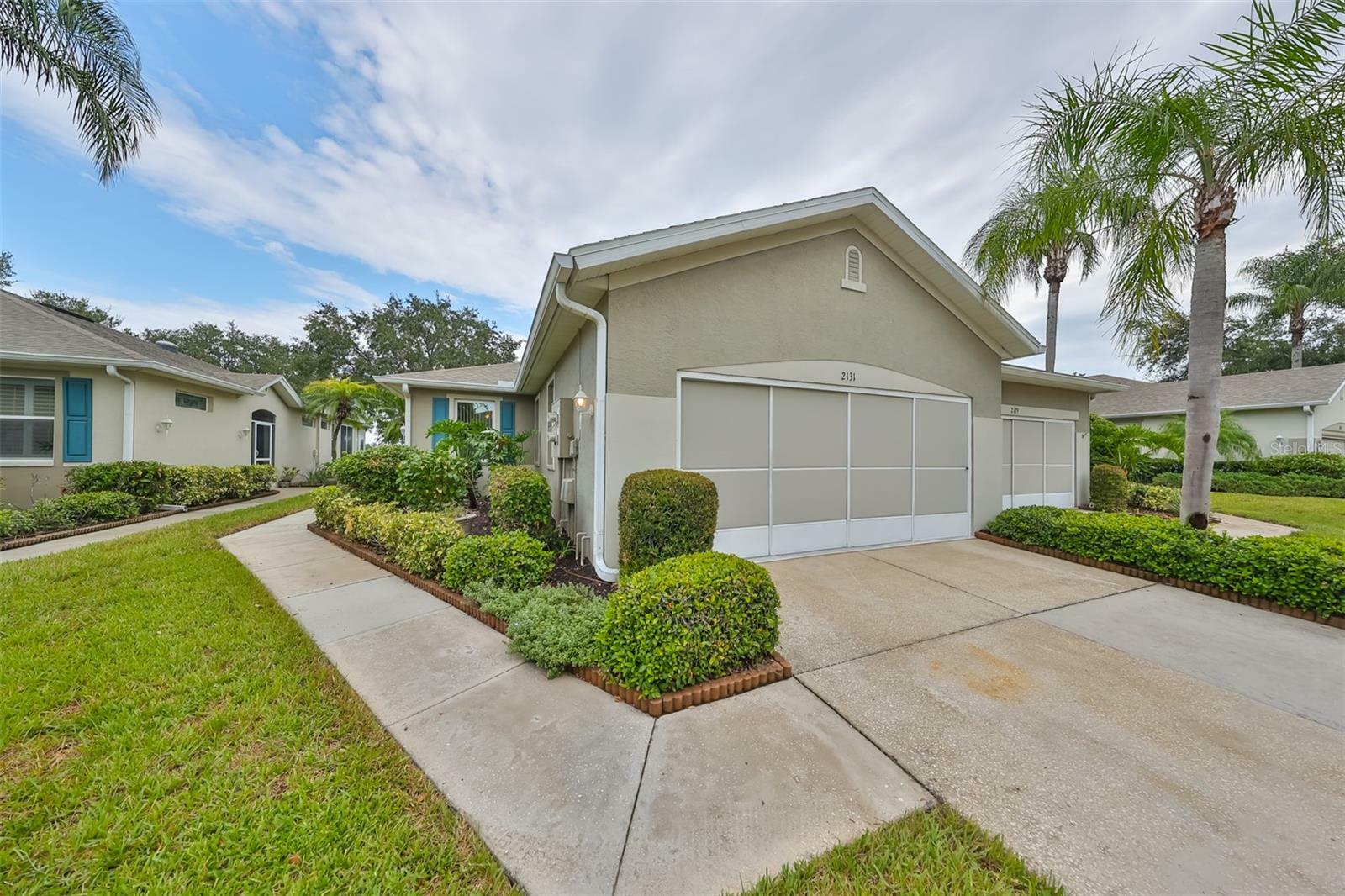 Property Photo: 2131 Acadia Greens Drive FL 33573