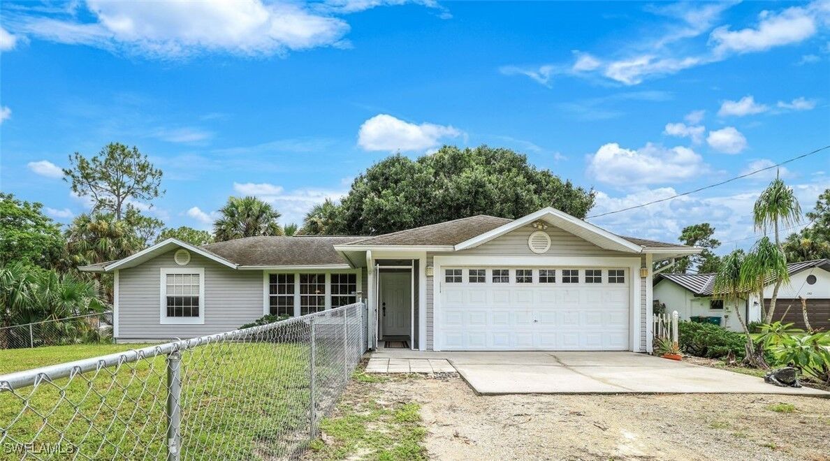 Property Photo:  210 14th Street NE  FL 34120 