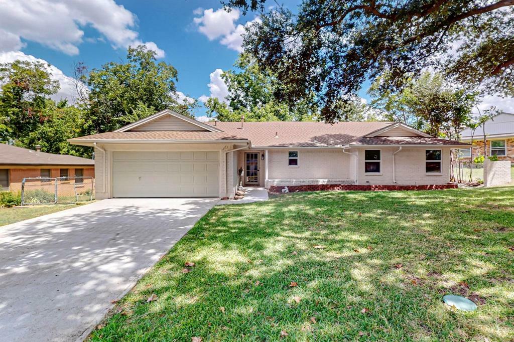 Property Photo:  704 Turner Boulevard  TX 75050 