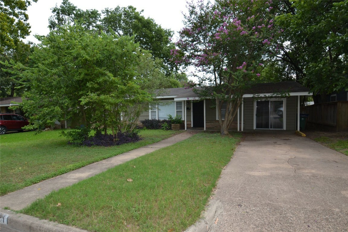 Property Photo:  1211 Ridgemont Drive  TX 78723 