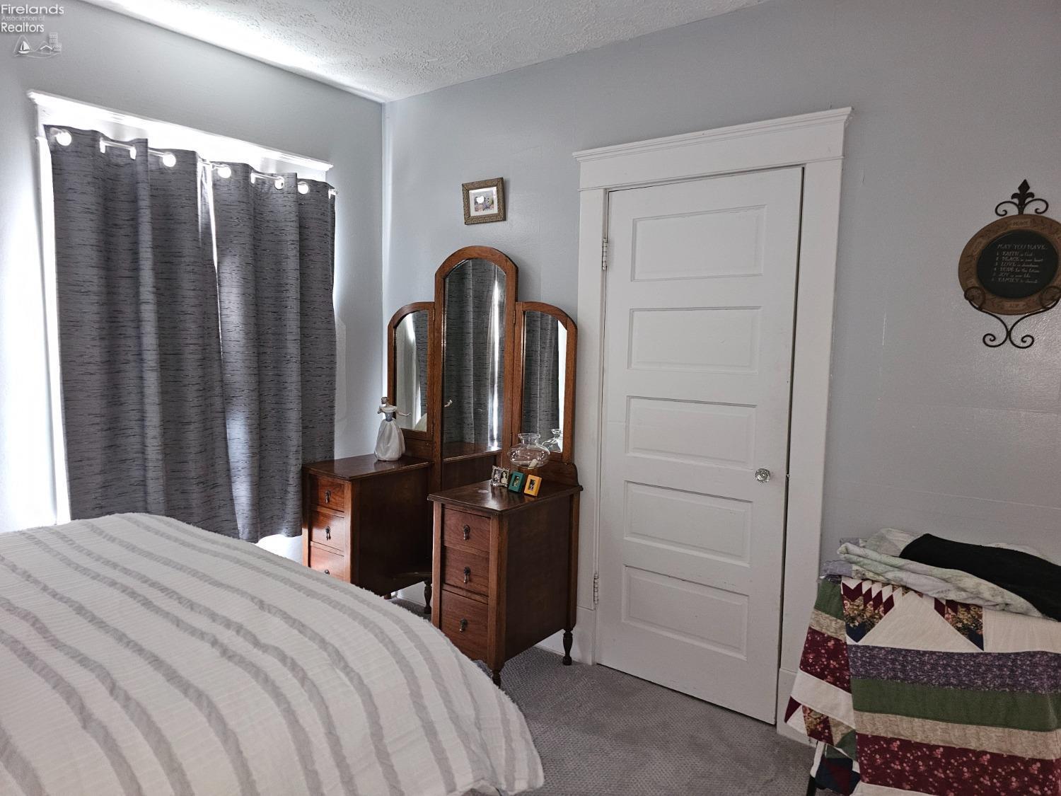 Property Photo:  144 Benedict Avenue  OH 44857 
