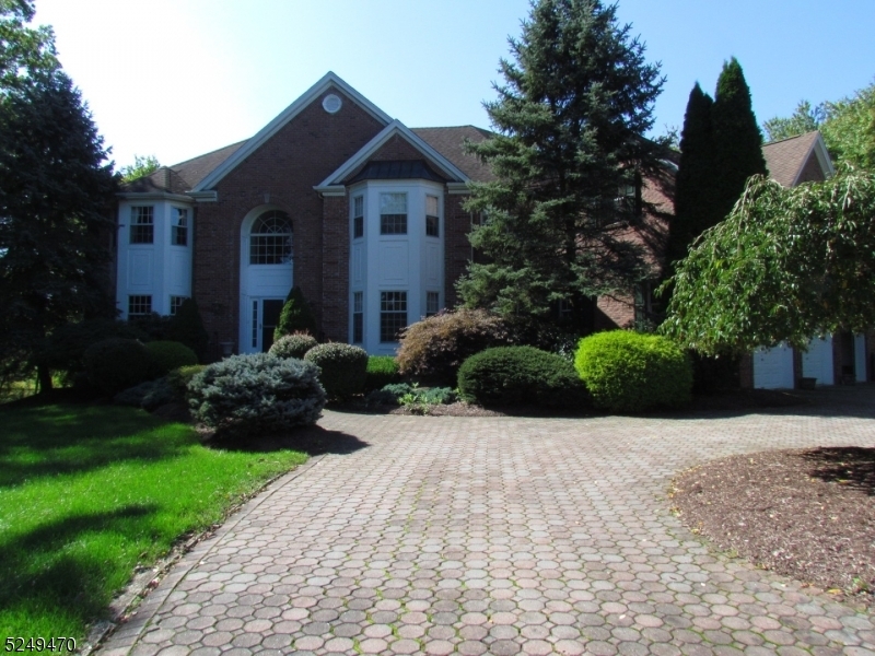 Property Photo:  110 Clucas Brook Rd  NJ 07921 