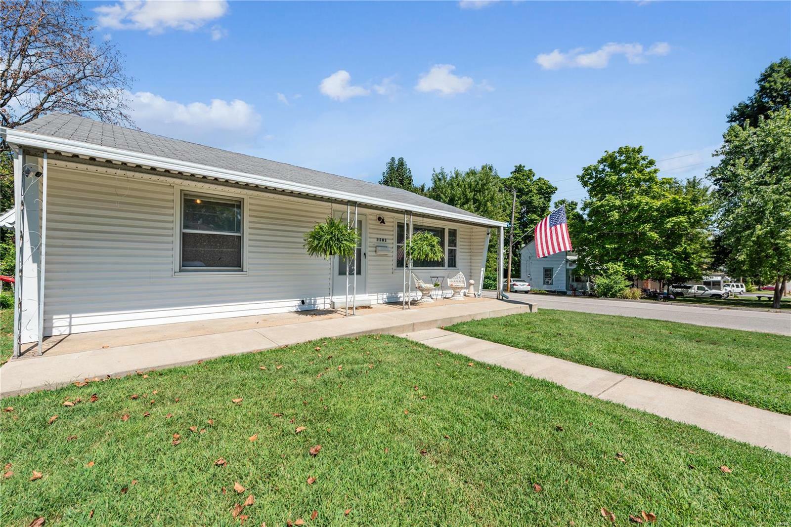 Property Photo:  9501 Marlowe Avenue  MO 63114 