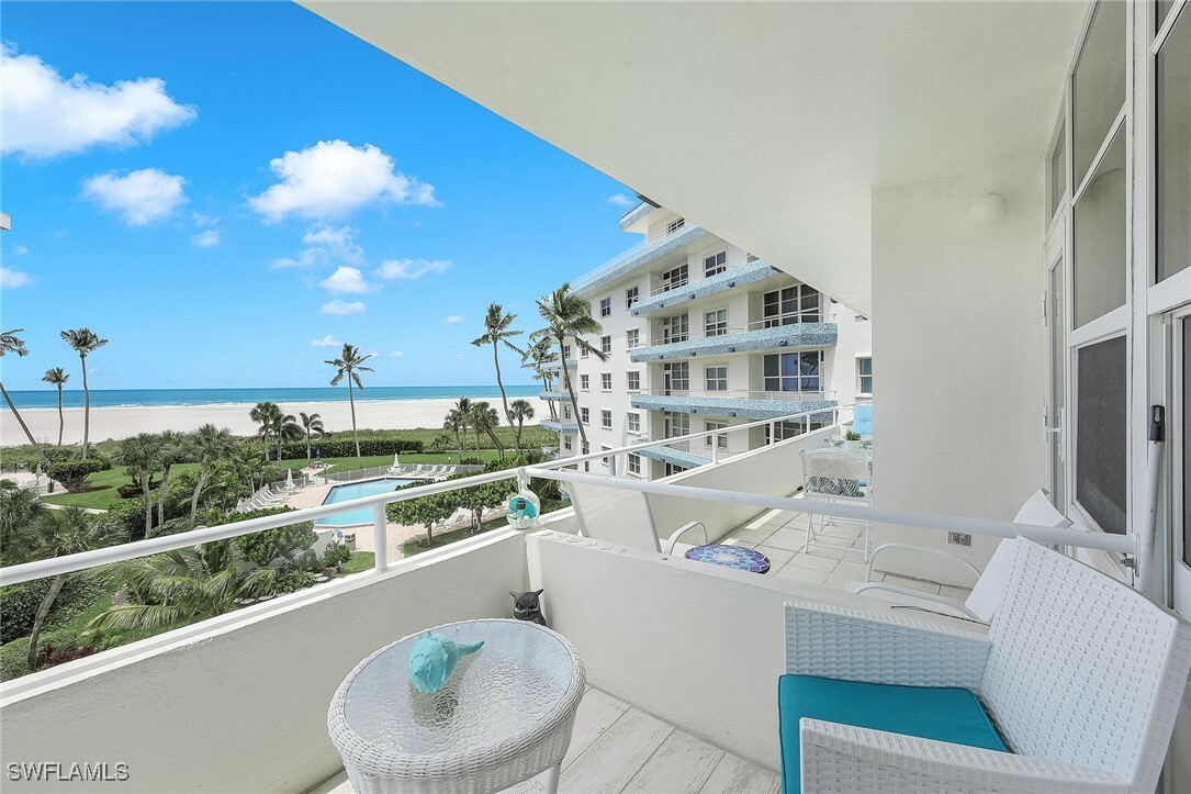 Property Photo:  220 Seaview Court 416  FL 34145 