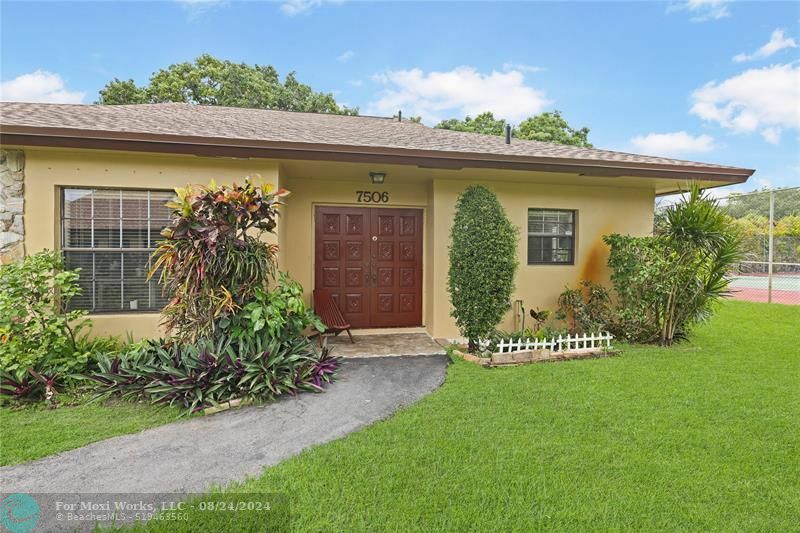 Property Photo:  7506 SW 26th Ct 10  FL 33314 