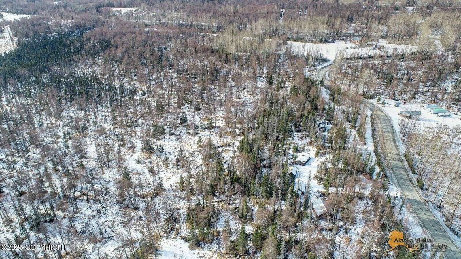 Property Photo: 6460 E Edgerton Parks Road AK 99645