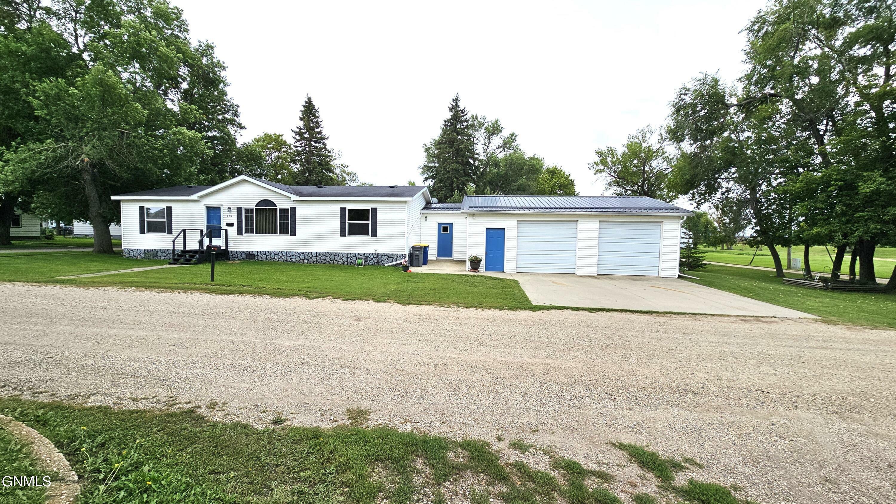 Property Photo:  404 Main Street  ND 58458 