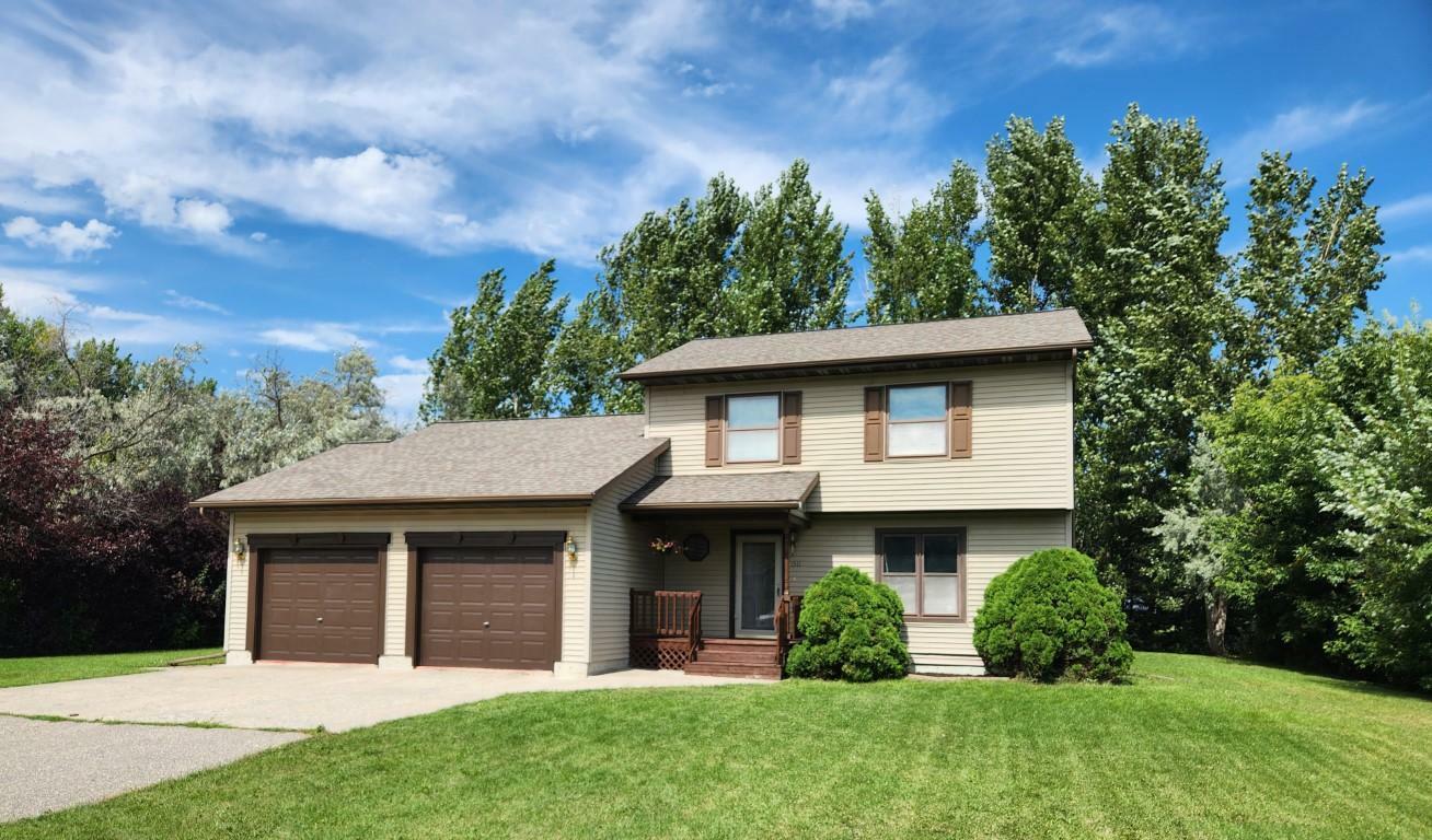 Property Photo:  1511 Cartway Drive  MN 56701 