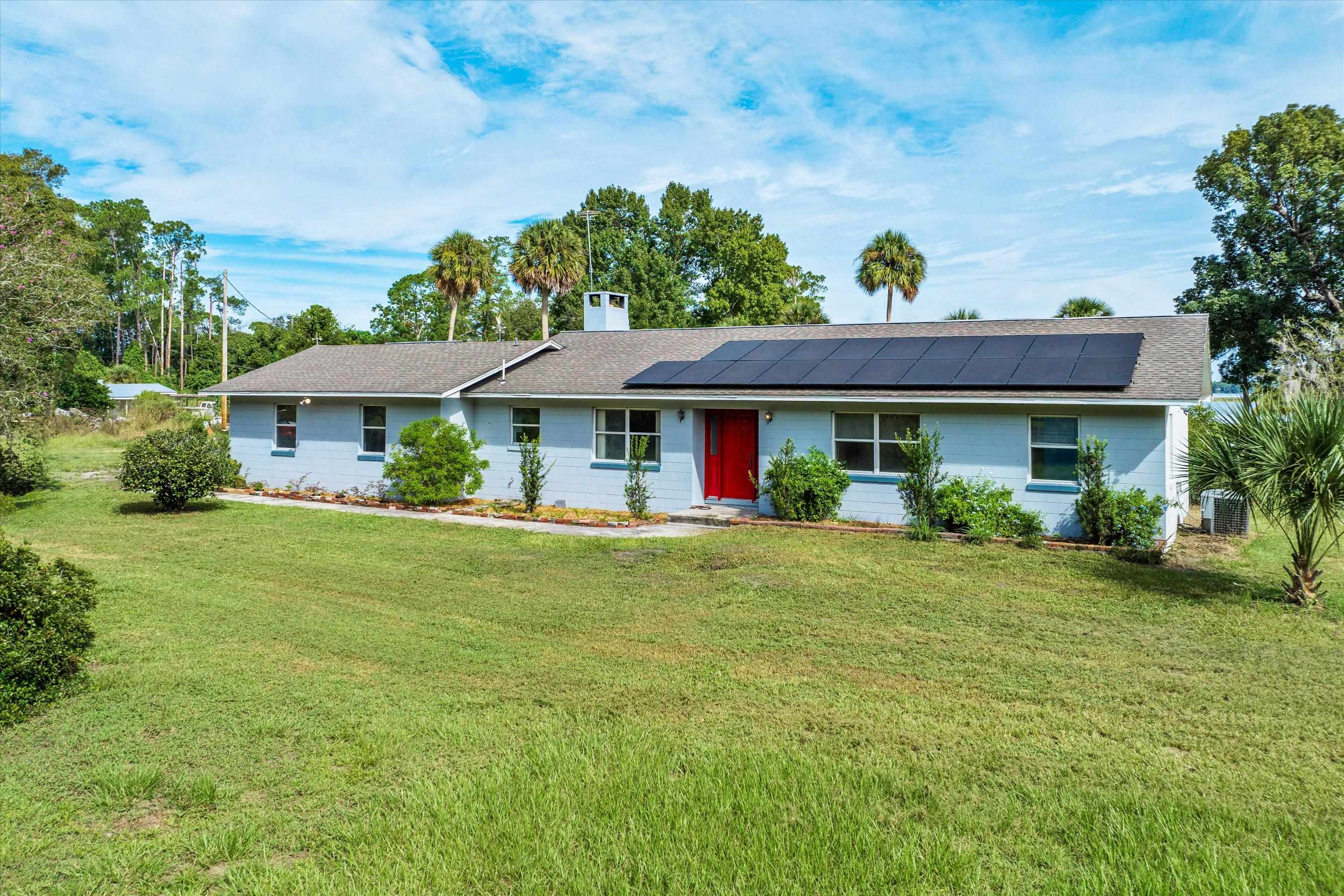 Property Photo:  214 E Main St  FL 32181 