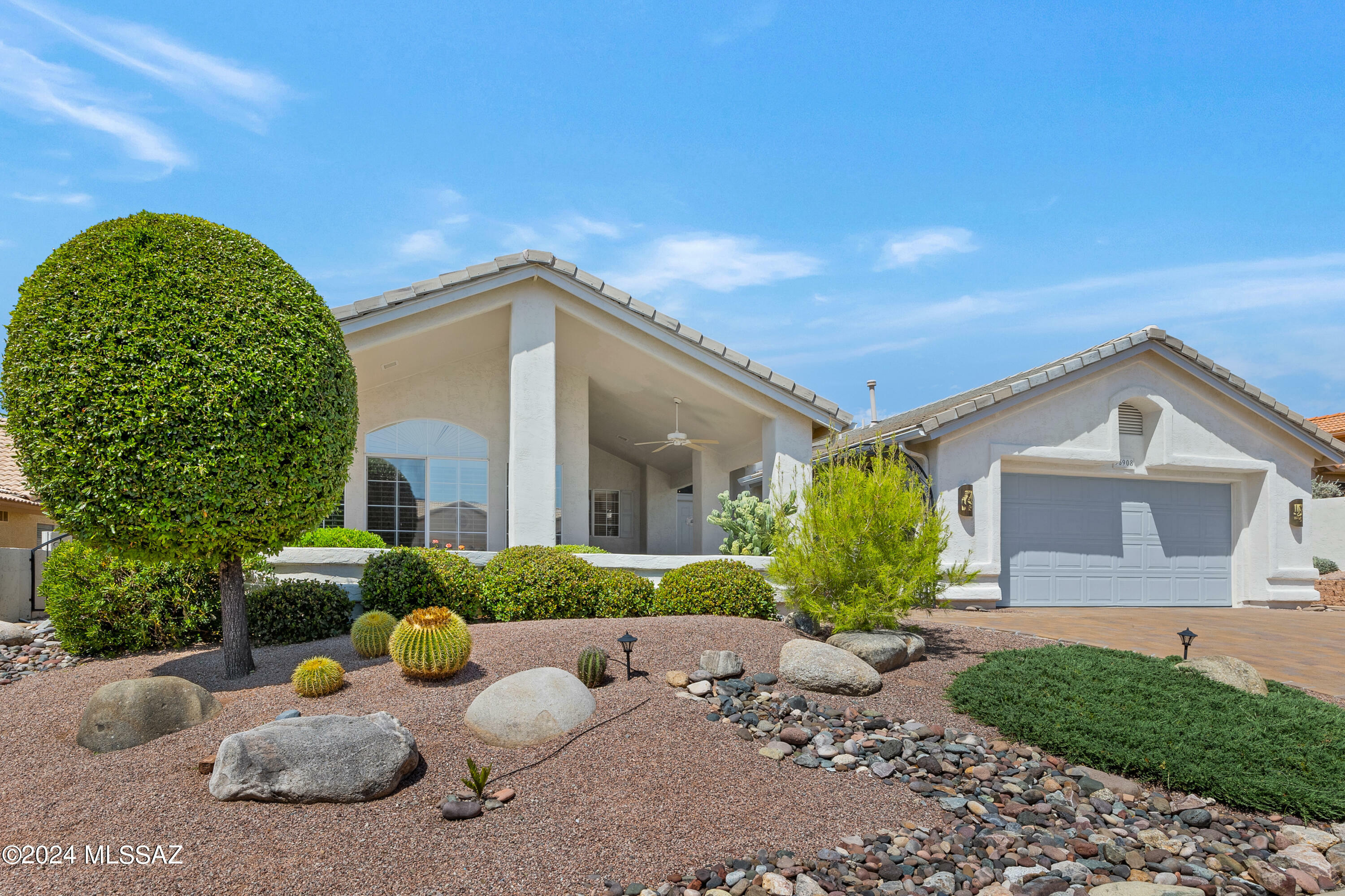 Property Photo:  35908 S Mesa Ridge Drive  AZ 85739 