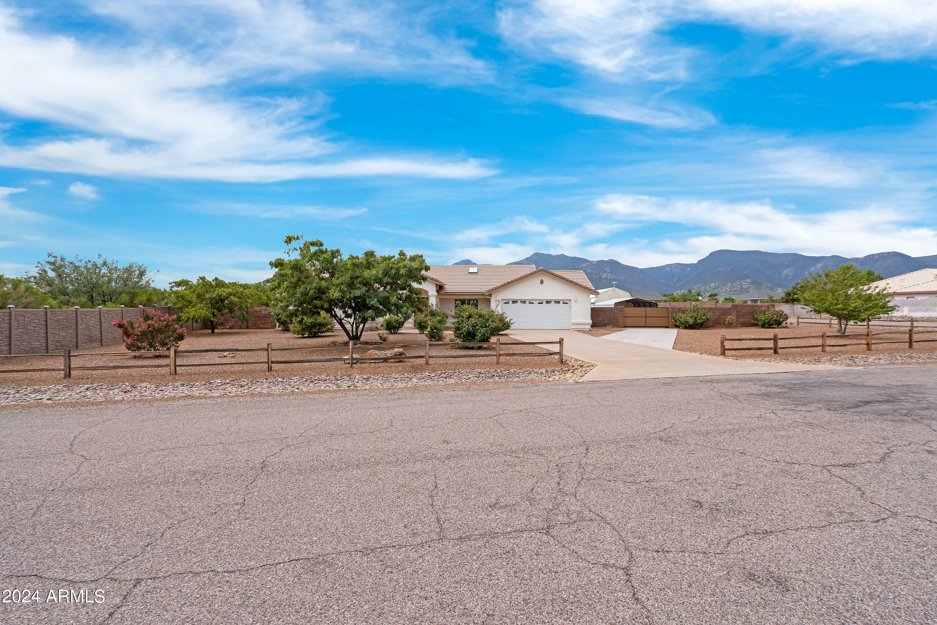 Property Photo:  3260 E Atsina Drive  AZ 85650 