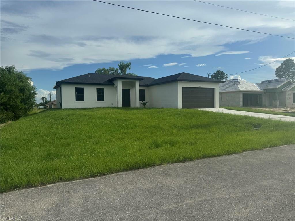 Property Photo:  3217 26th St SW  FL 33976 