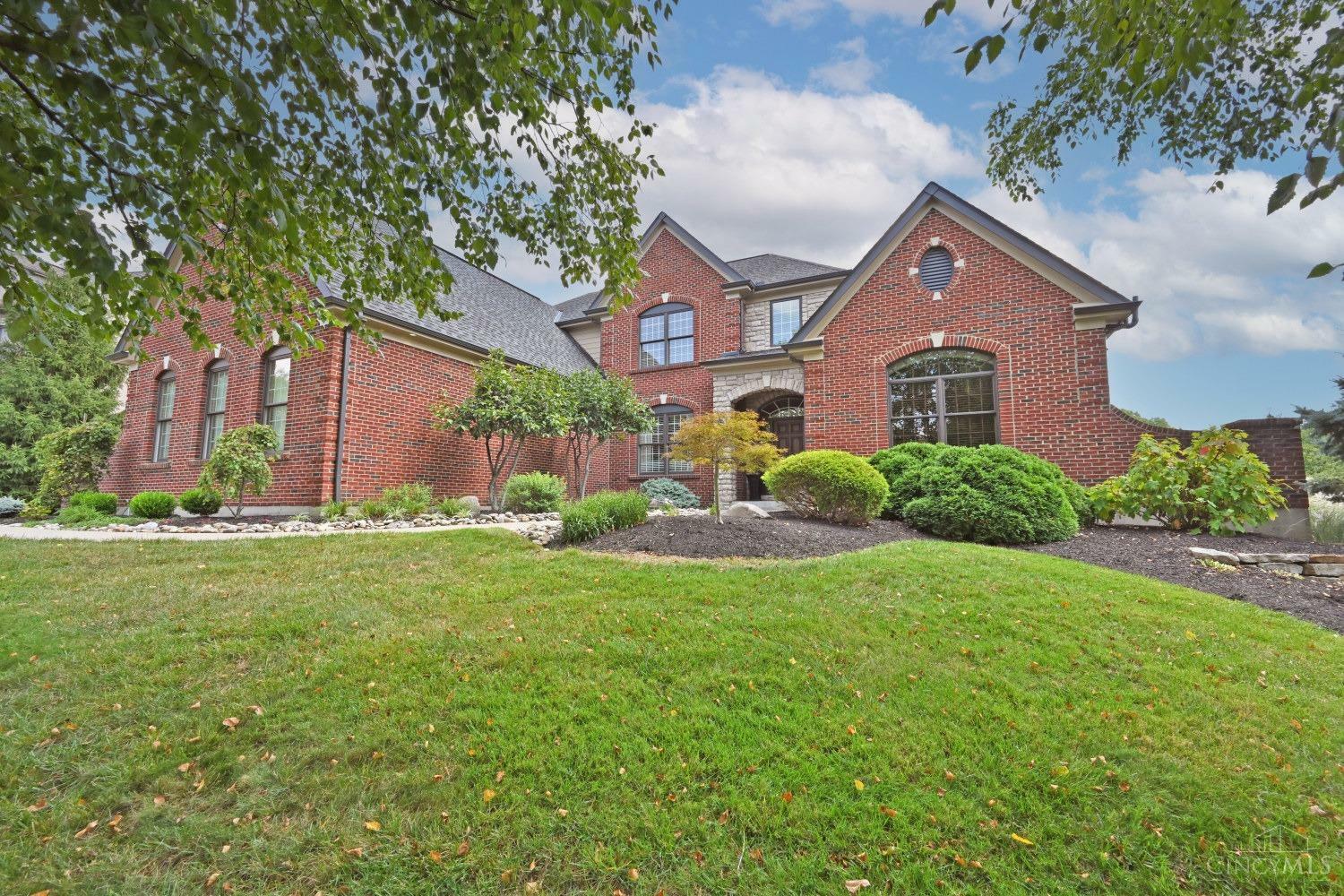 Property Photo: 2772 High Pointe OH 45244