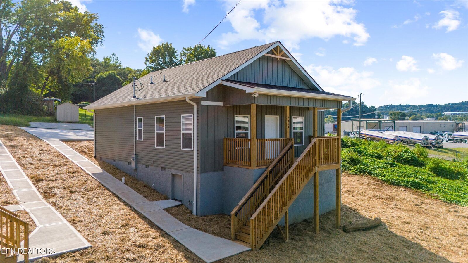 Property Photo:  2049 Sterchi St  TN 37921 