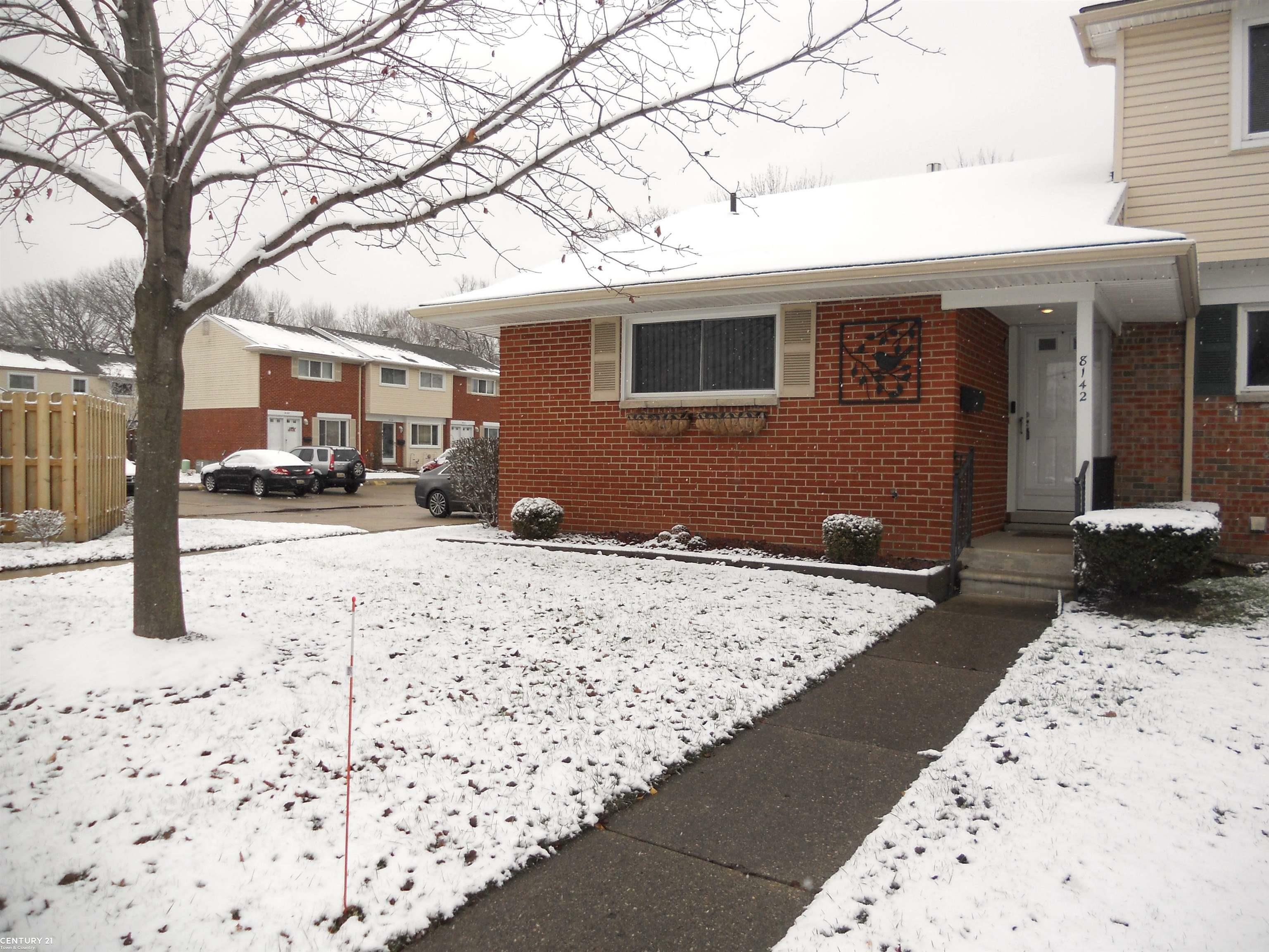 Property Photo:  8142 Farnum Avenue  MI 48093 