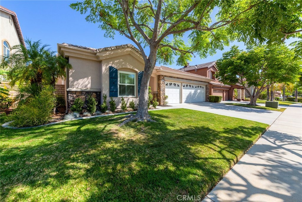 Property Photo:  4199 Havenridge Drive  CA 92883 