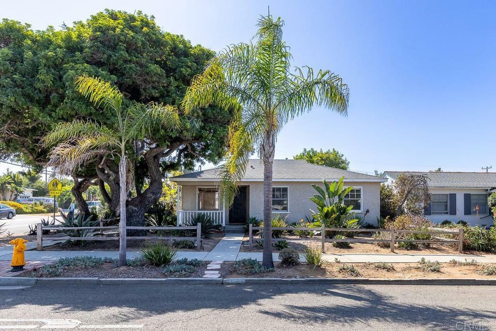 Property Photo:  713 Stanley Street  CA 92054 