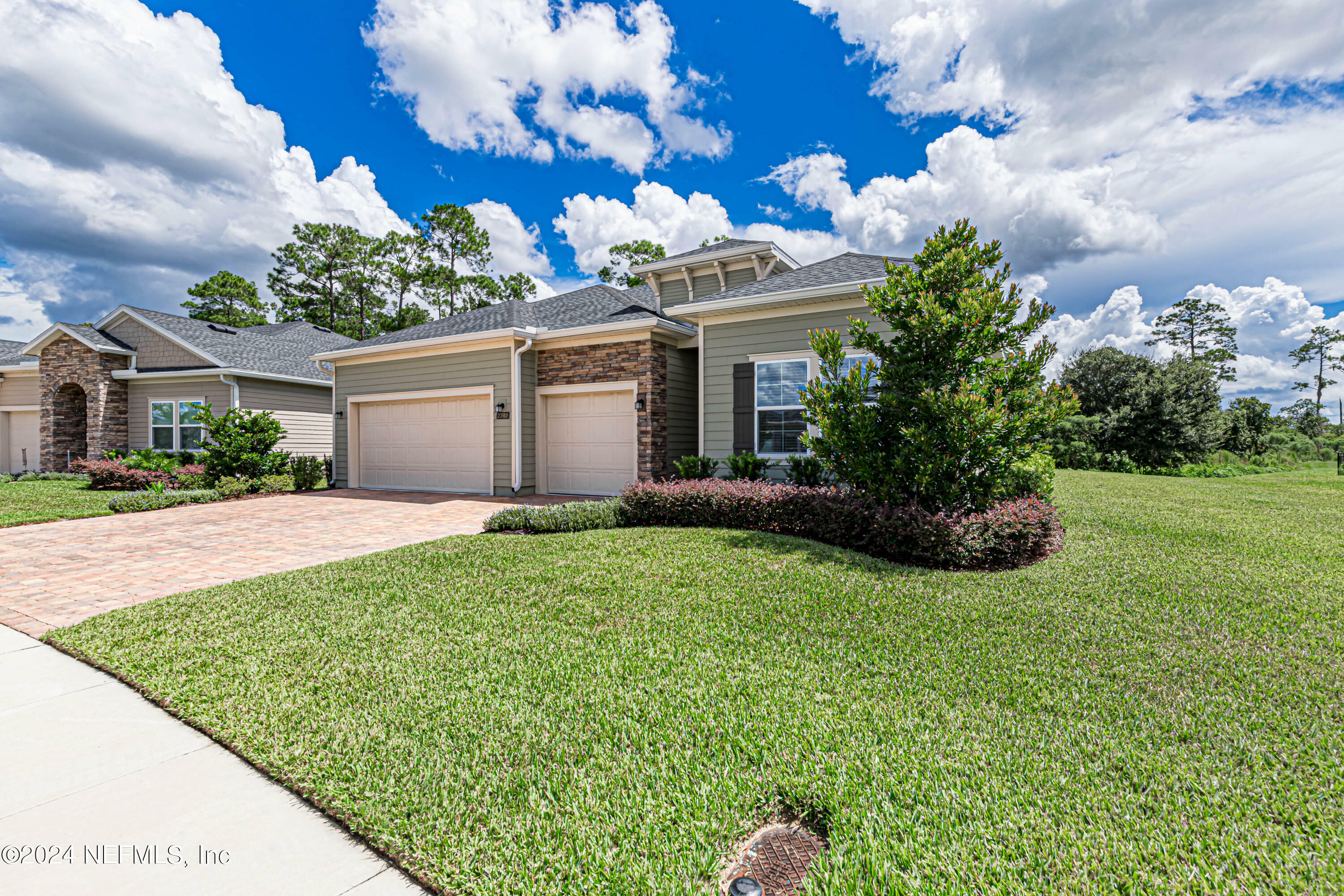 Property Photo:  2747 Crossfield Drive  FL 32043 