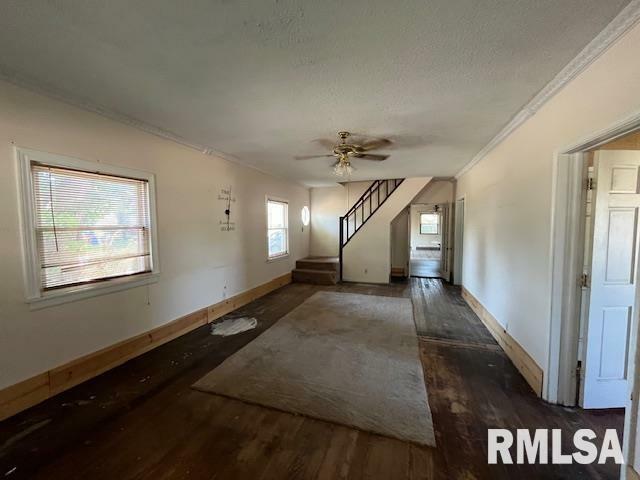 Property Photo: 1110 E Oak Street IL 62896