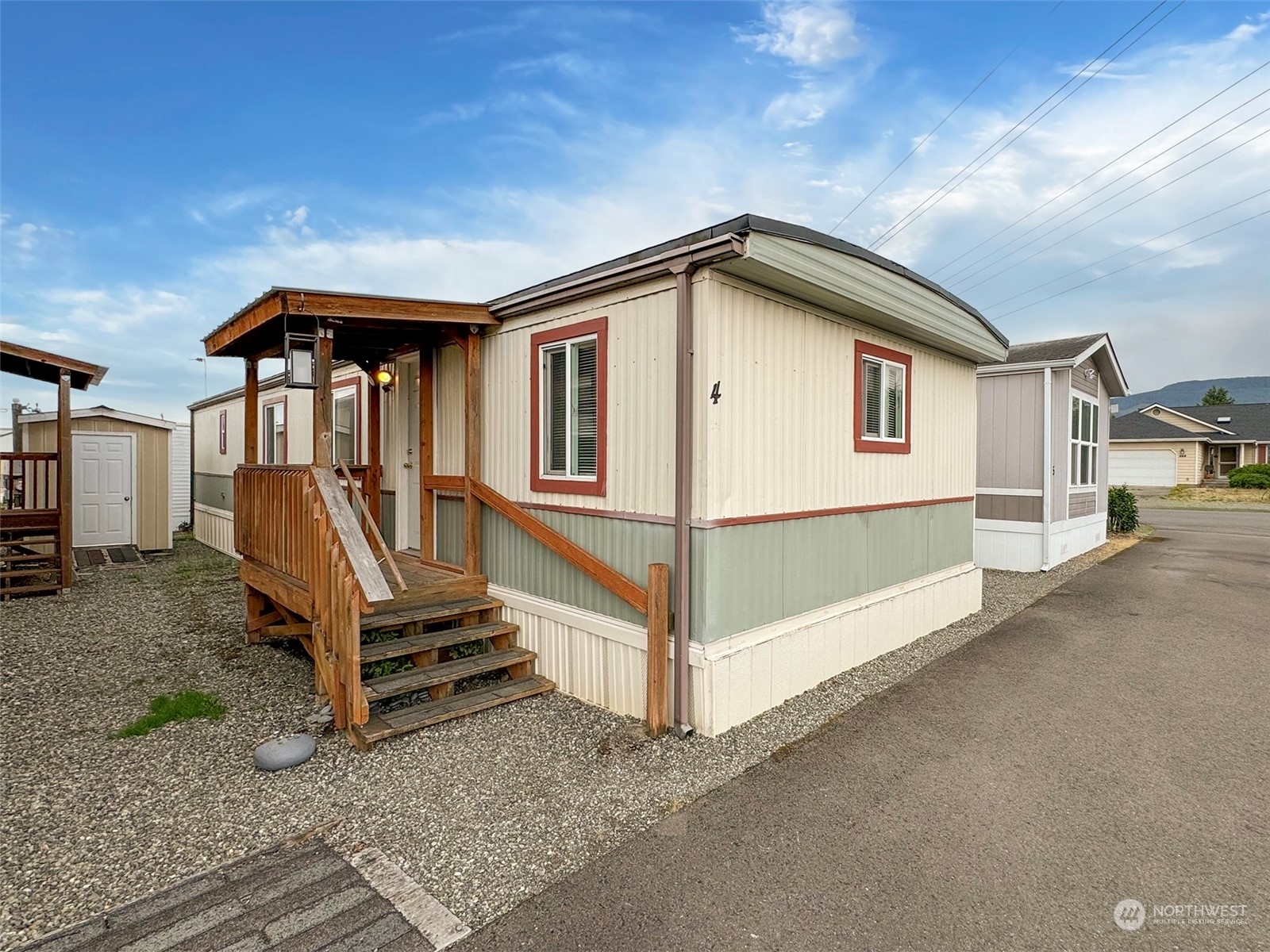 Property Photo:  340 W Prairie Street 4  WA 98382 