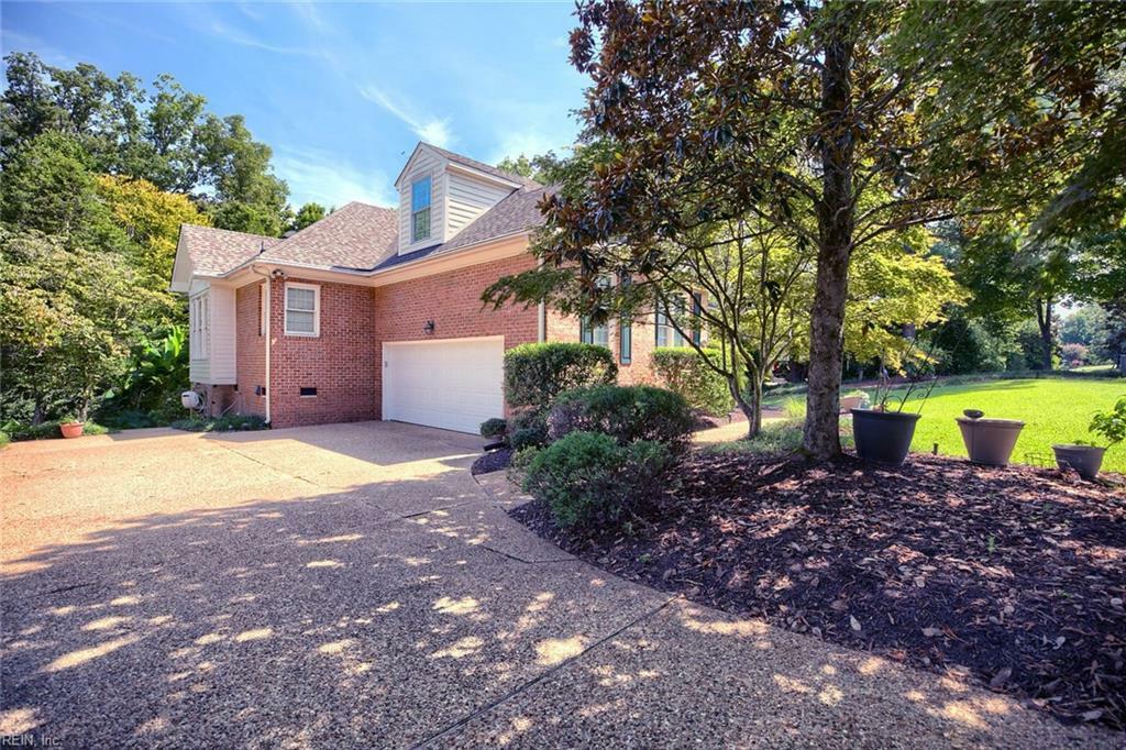 Property Photo:  212 Mill Stream Way  VA 23185 