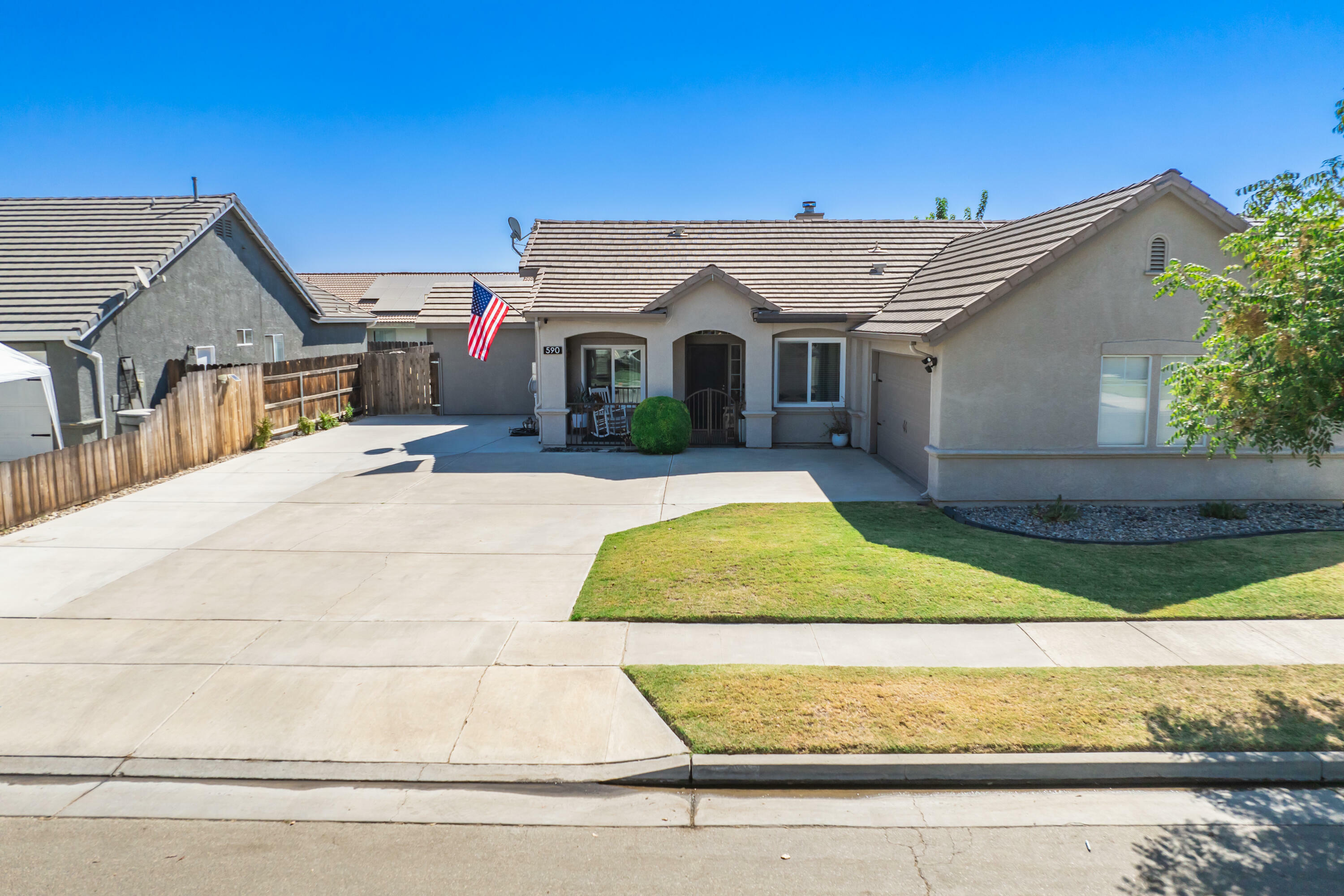 590 Hearth Way  Lemoore CA 93245 photo