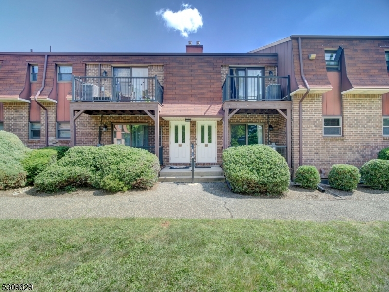 Property Photo: 208 Westminster Pl B-2 NJ 08822