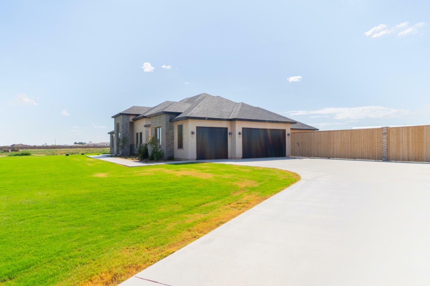 Property Photo:  17610 County Road 1810  TX 79423 