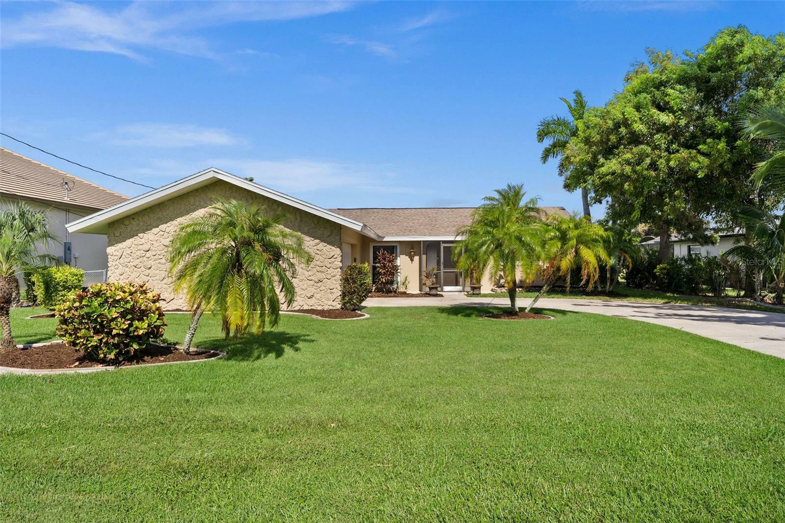 Property Photo: 4927 SW 2nd Avenue FL 33914