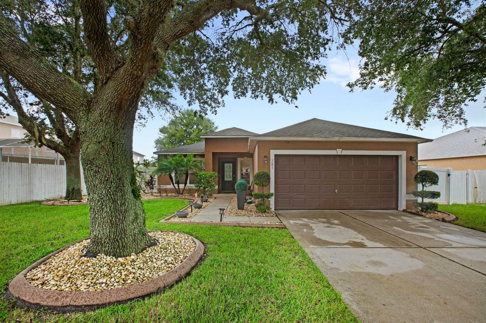 Property Photo:  785 Welch Hill Circle  FL 32712 