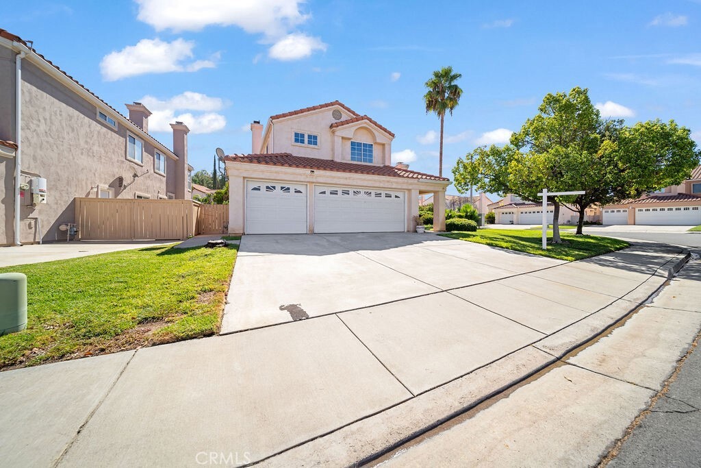 Property Photo: 14 Bella Minozza CA 92532