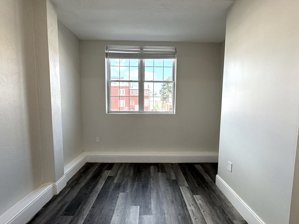 Property Photo: 75 Williams Street 1L MA 02150