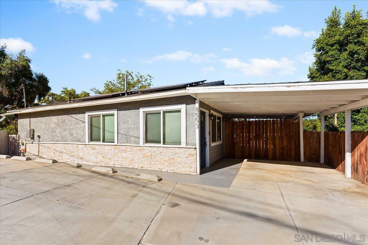 Property Photo:  8553 Gardena Rd  CA 92040 