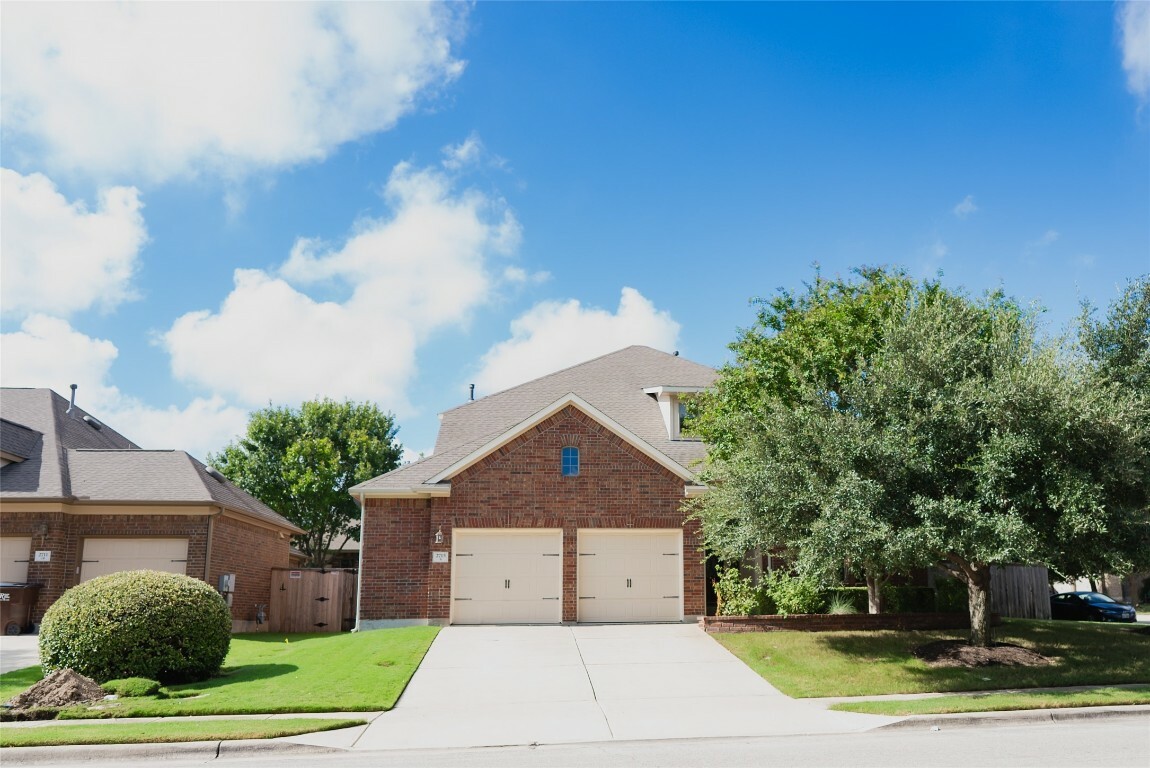 2715 Santa Barbara Loop  Round Rock TX 78665 photo