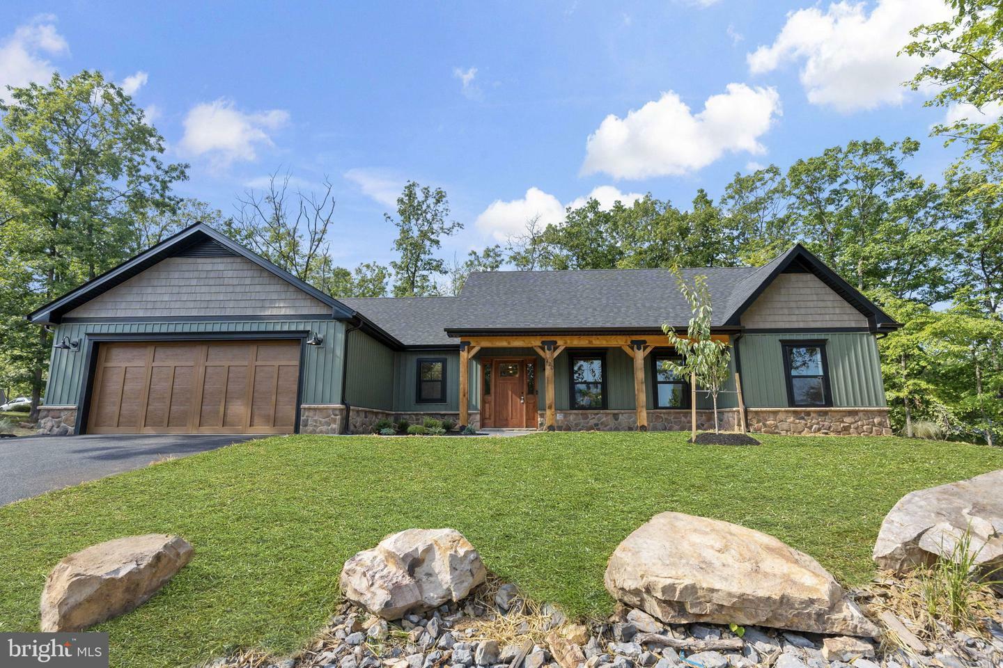 Property Photo:  420 Toboggan Hill Trail  WV 25427 