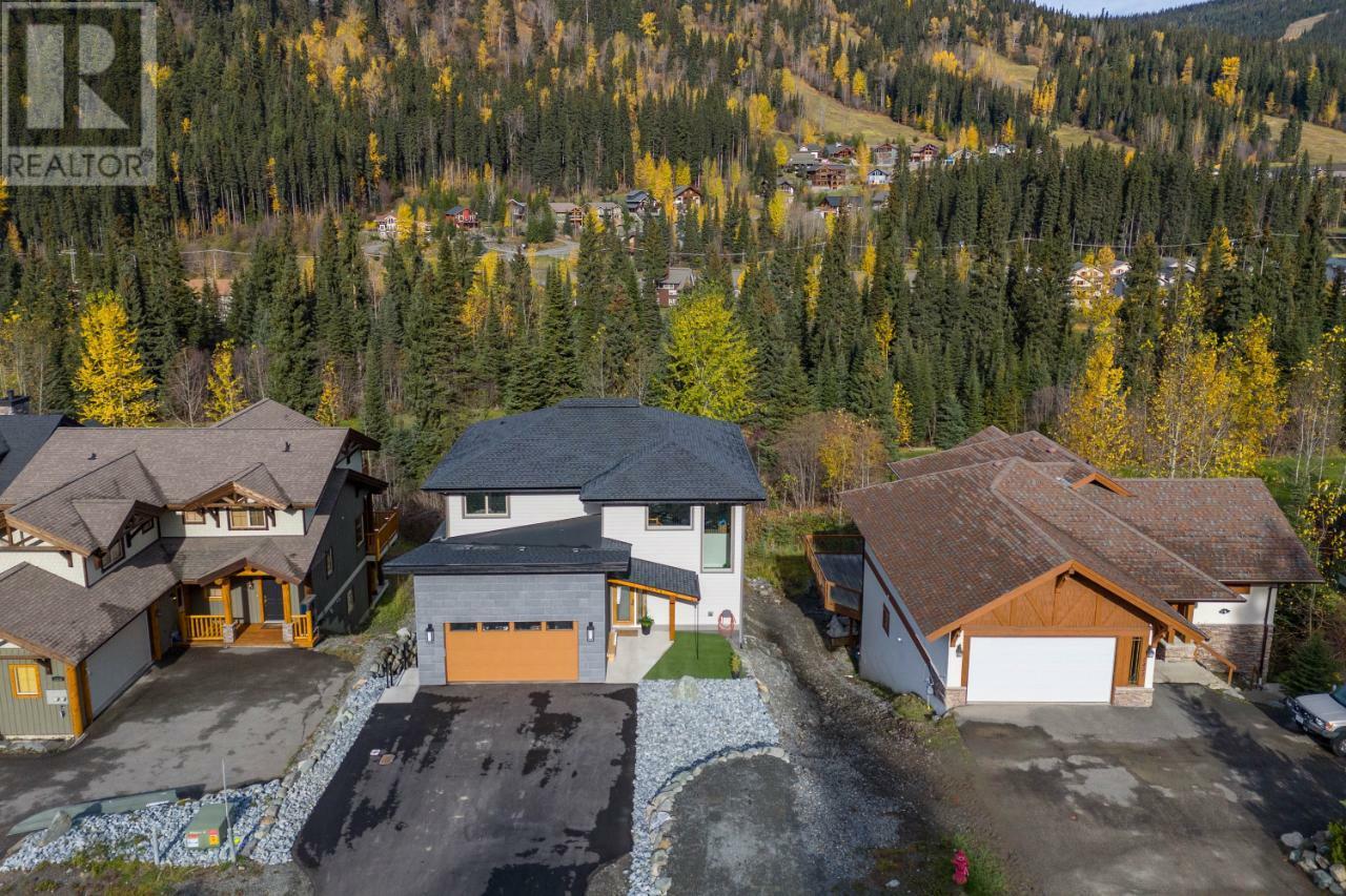 Property Photo:  2424 Fairways Drive  BC V0E 5N0 