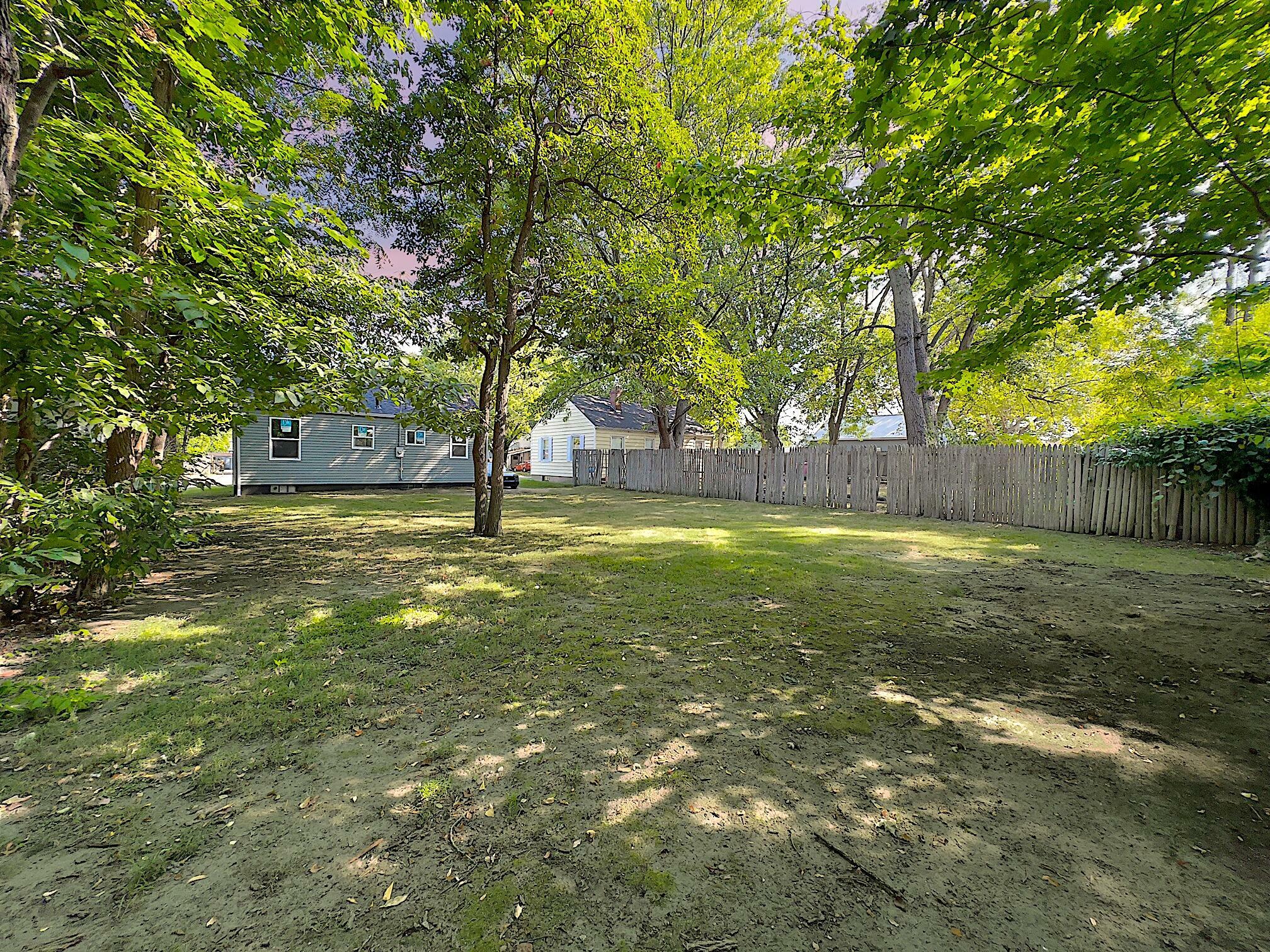 Property Photo:  1344 Wayne Street  MI 49120 