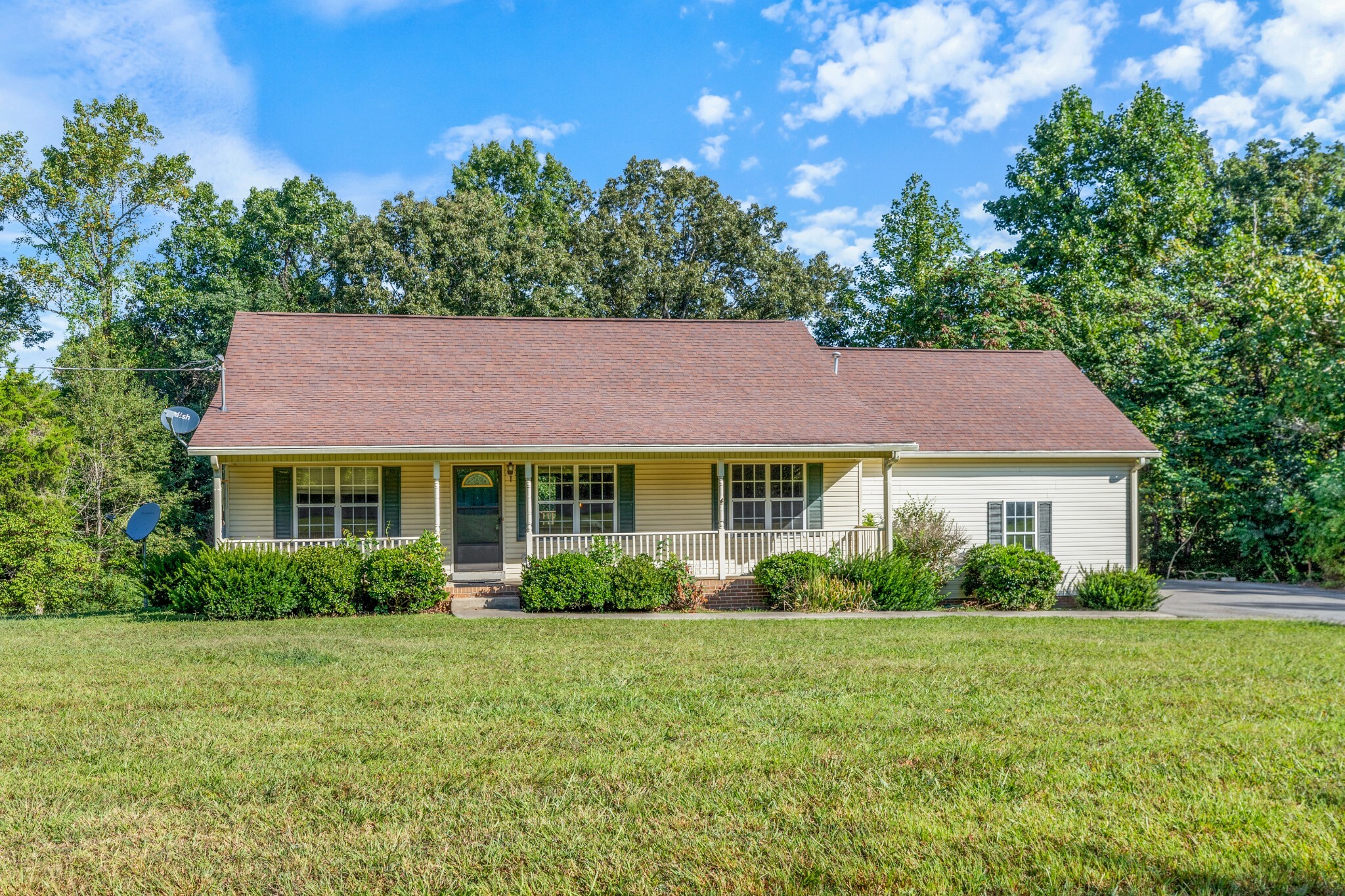 Property Photo:  1111 Old County House Rd  TN 37036 