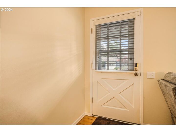 Property Photo:  12040 SW King George Dr  OR 97224 