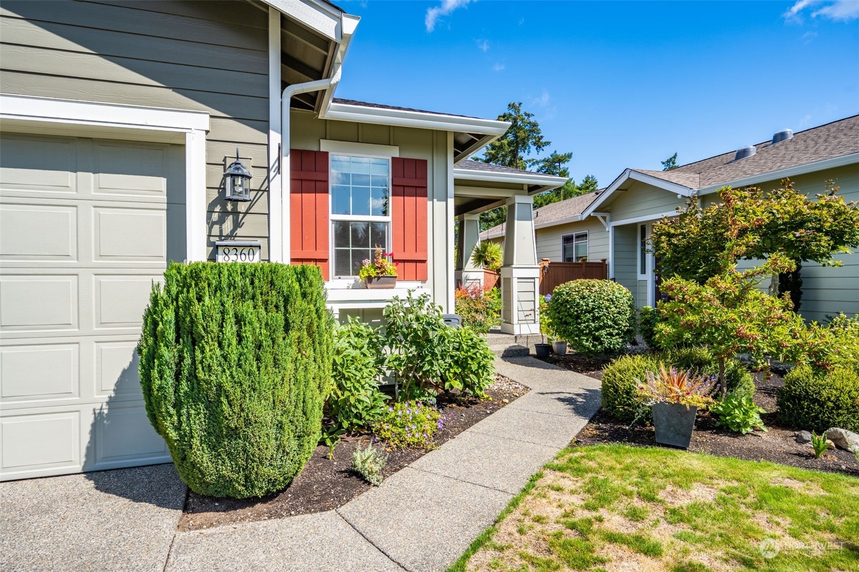 Property Photo:  8360 Vashon Drive NE  WA 98516 