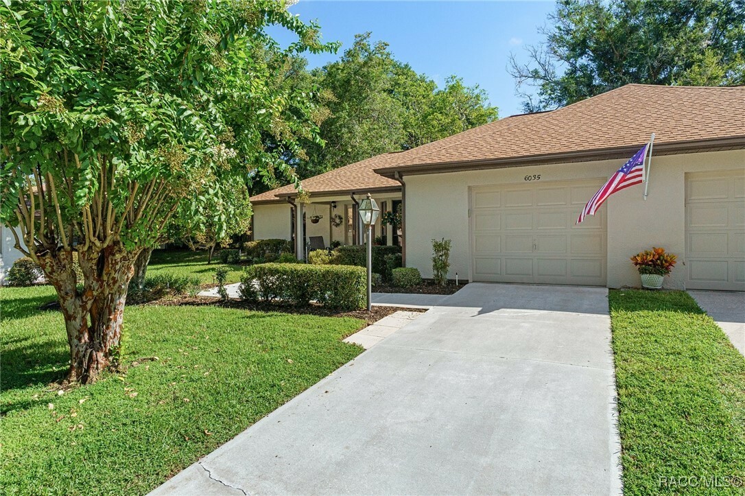 Property Photo:  6035 W Ainsley Court  FL 34429 